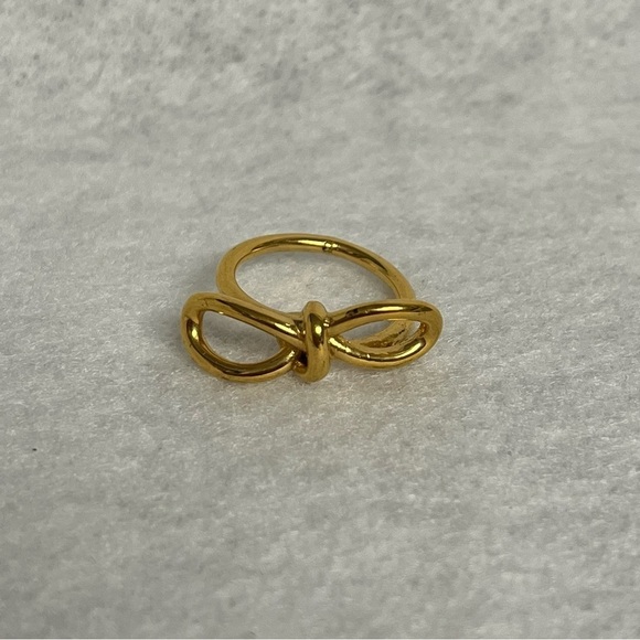 BALENCIAGA Boucle Bow Ring Gold Tone Wire sz 4.25 Pinky Ring - Picture 1 of 15